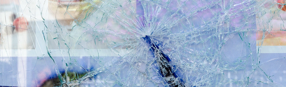 Window Broken Glass Repair in The Acreage, FL