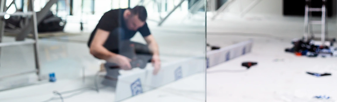 Emergency Commercial Glass Repair in The Acreage, FL