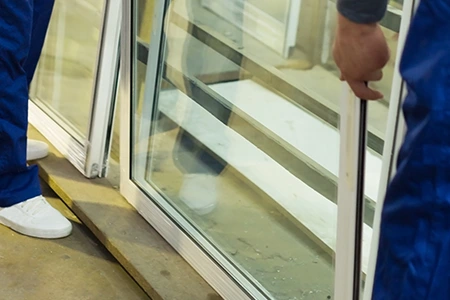 Commercial Glass Repair Technician in The Acreage, FL